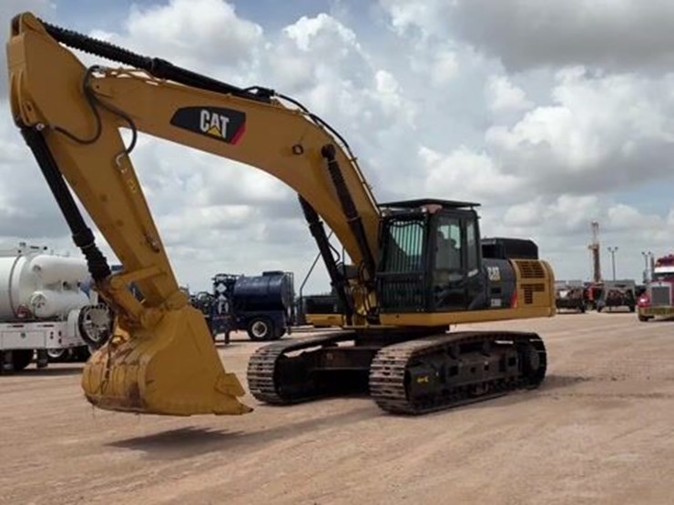 2021-caterpillar-336d2-image-1
