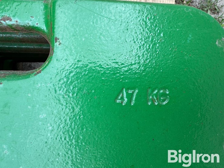 john-deere-12-image-12