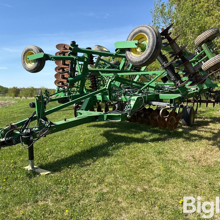 2007 JOHN DEERE 512