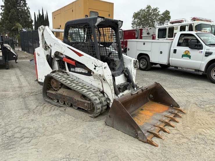 2020-bobcat-t590-image-2