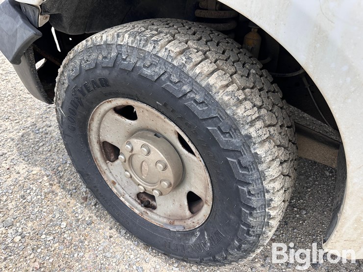 2007-ford-f350-xl-image-17