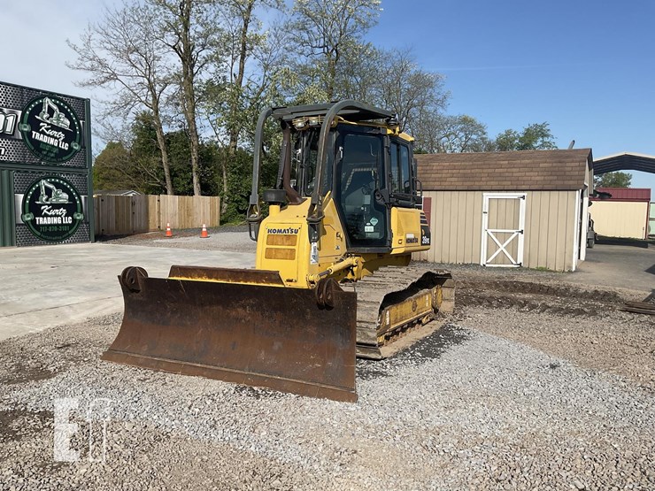2012-komatsu-d39px-22-image-8