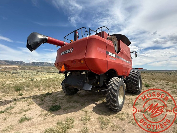 case-ih-7010-image-5