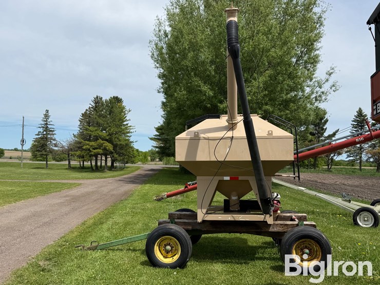 john-deere-1065a-image-8