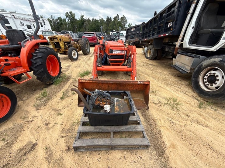kubota-l2800-image-9