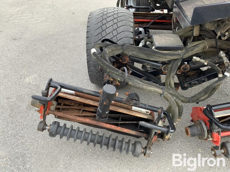 massey-ferguson-730-image-10
