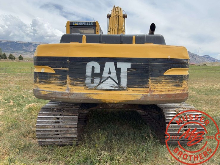 caterpillar-325b-image-12