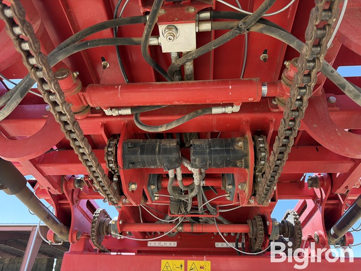 2019-proag-bale-titan-rxr-image-19