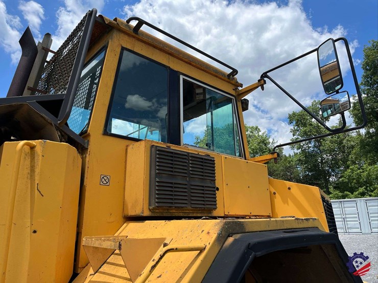 1997-volvo-a35c-image-44