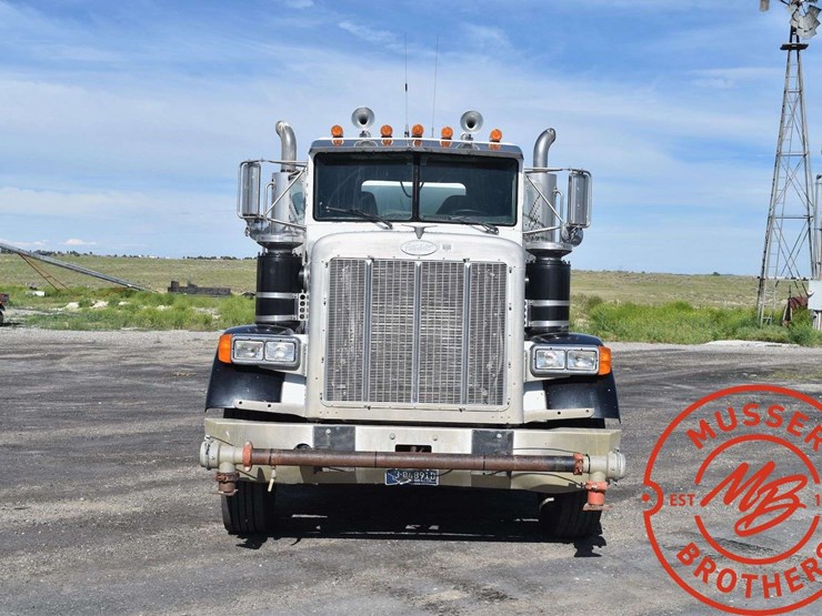 1994-peterbilt-379-image-14