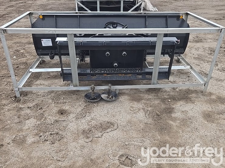 unused-jct-84"-snow/-dozer-blade-to-suit-skidsteer-image-4