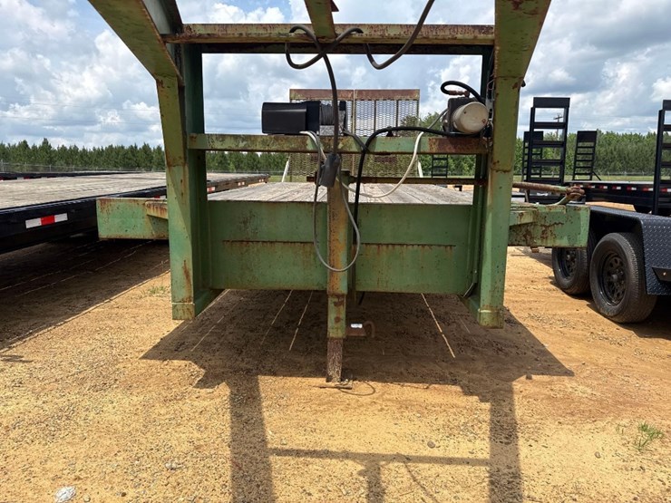 john-deere-16-image-9