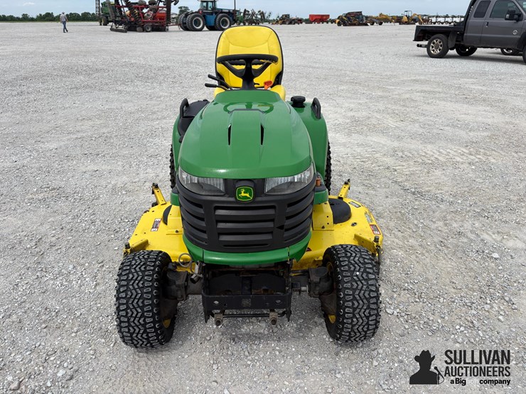 2013-john-deere-x738-image-2