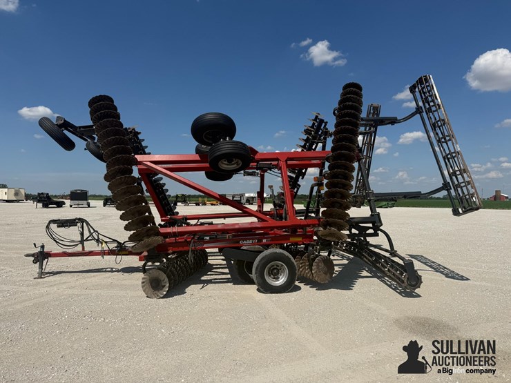 2008-case-ih-330-image-8