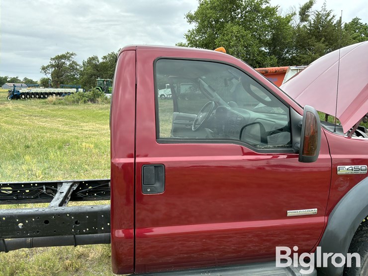 2006-ford-f450-image-14