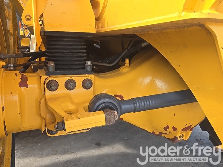 2023-volvo-a25g-image-24