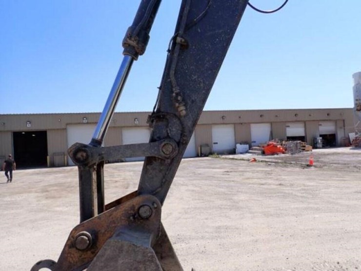 2012-deere-290g-lc-image-25