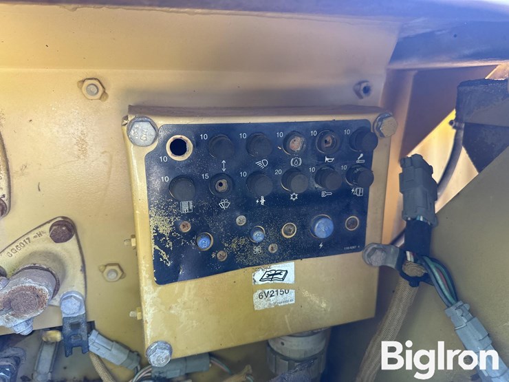 2000-caterpillar-d5m-lgp-image-15