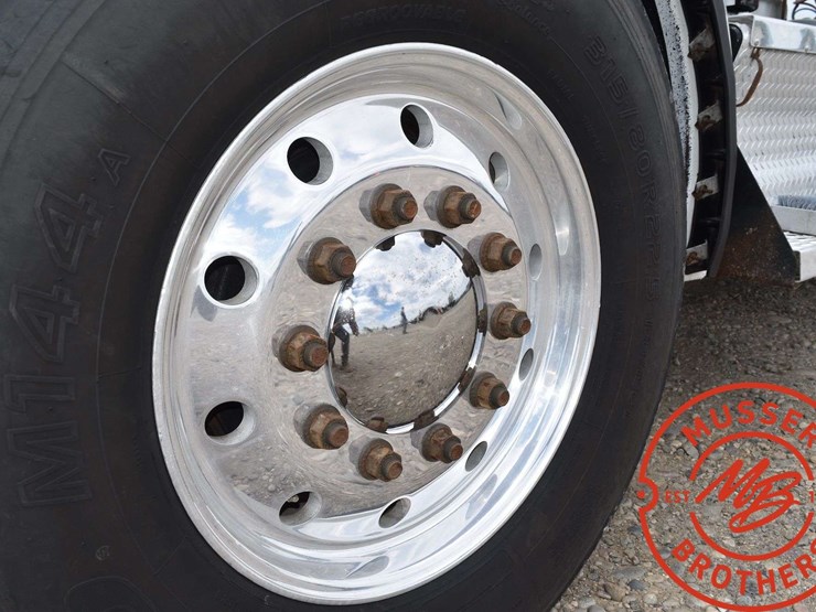2016-kenworth-t880-image-75