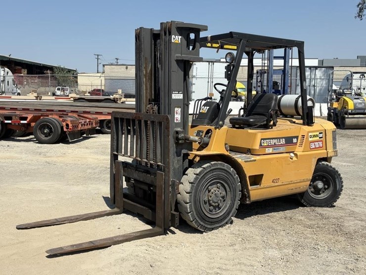 2009-caterpillar-gp40-image-1
