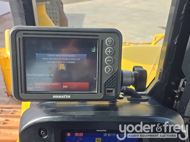 2023-komatsu-d71pxi-24-image-54