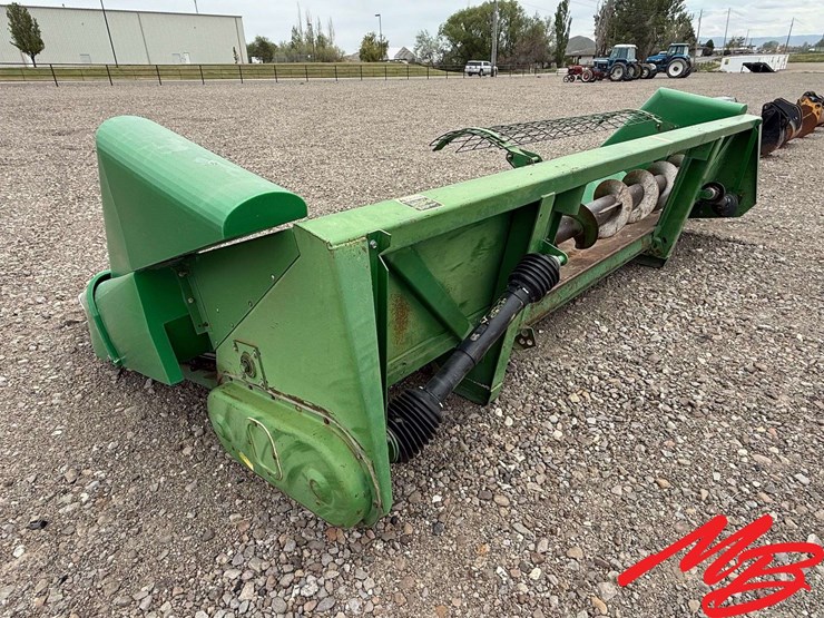john-deere-8-image-5