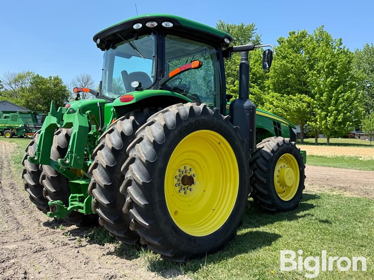 2012-john-deere-8285r-image-5