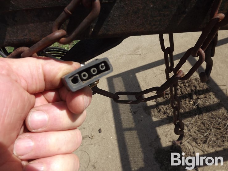 utility-flatbed-image-10