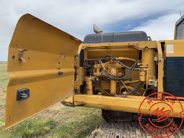 caterpillar-325b-image-26