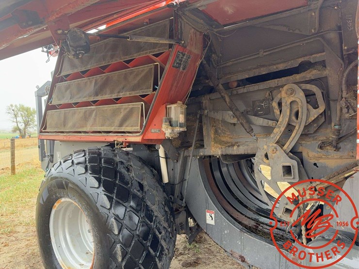 2009-massey-ferguson-2190-image-19