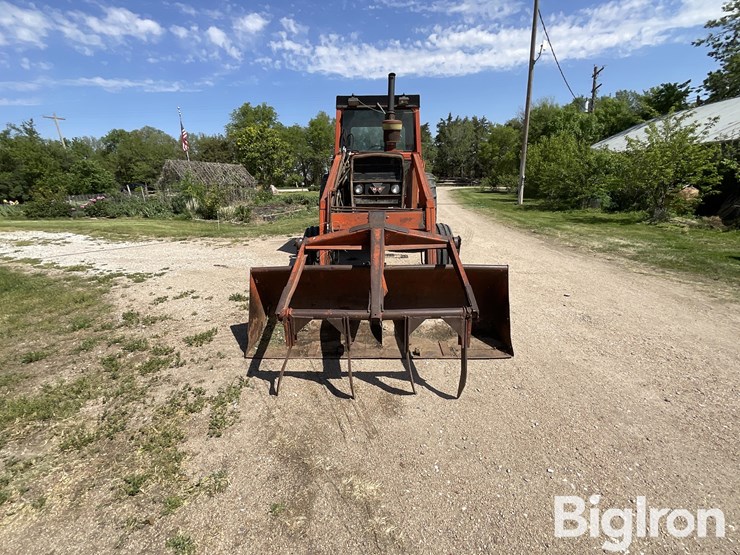massey-ferguson-1135-image-2