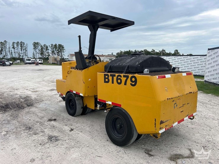 2000-bomag-bw11rh-image-4