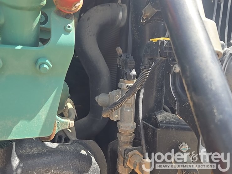 2023-volvo-a25g-image-48