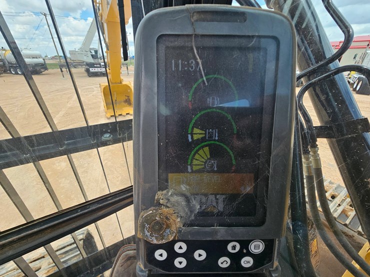 2021-caterpillar-336d2-image-9