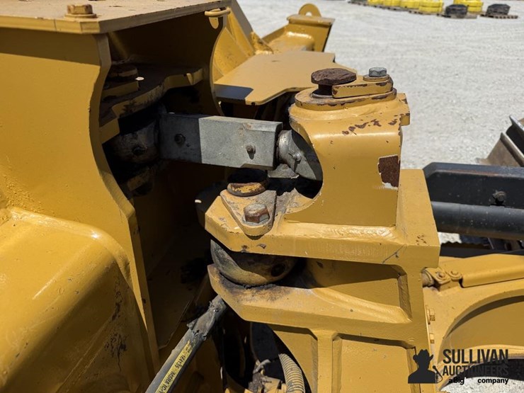 2021-caterpillar-d5-lgp-image-18