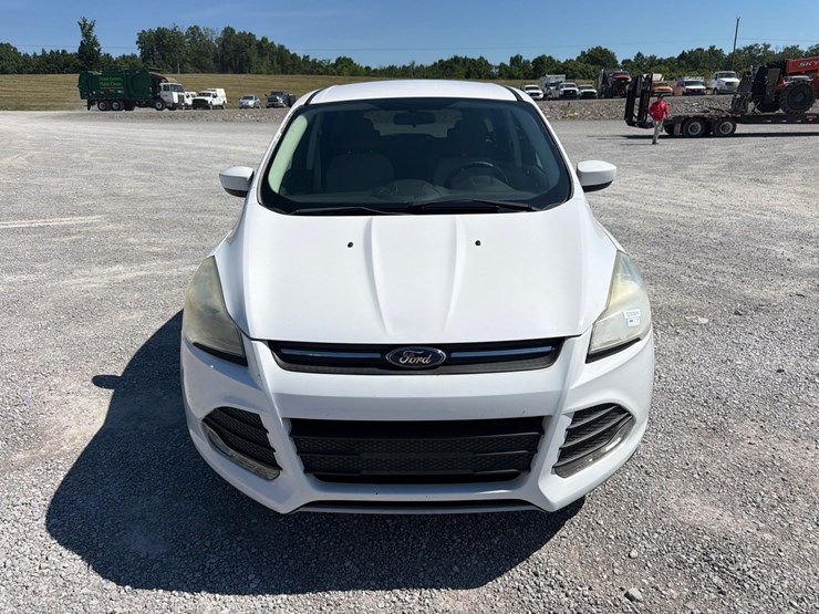 2014-ford-escape-se-image-2