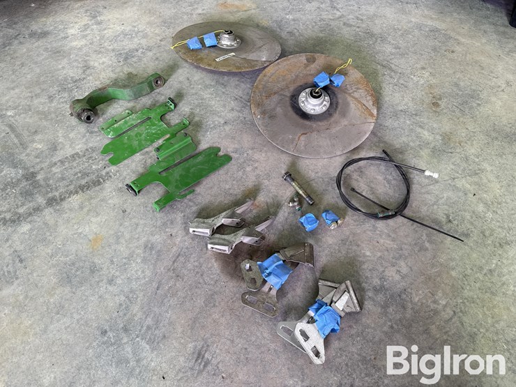 john-deere-opening-discs-&-parts-image-1