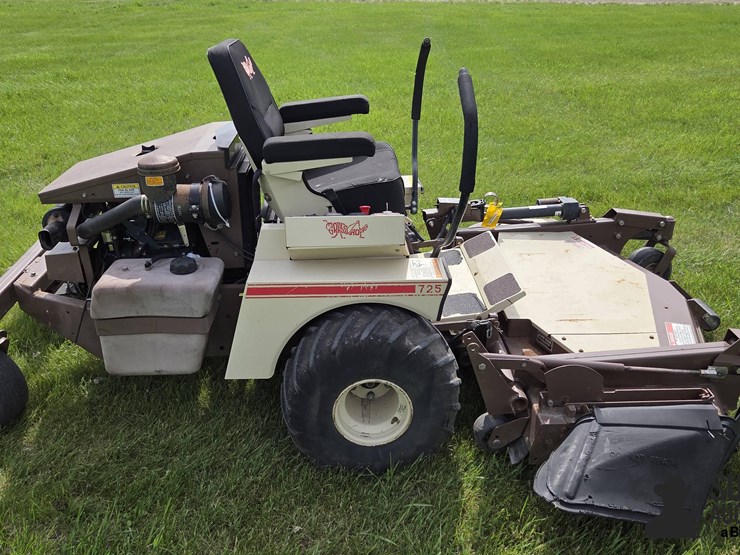 2001-grasshopper-725-image-4