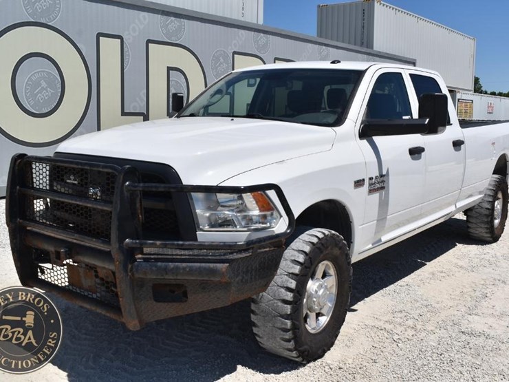 2018-ram-2500-hd-image-1