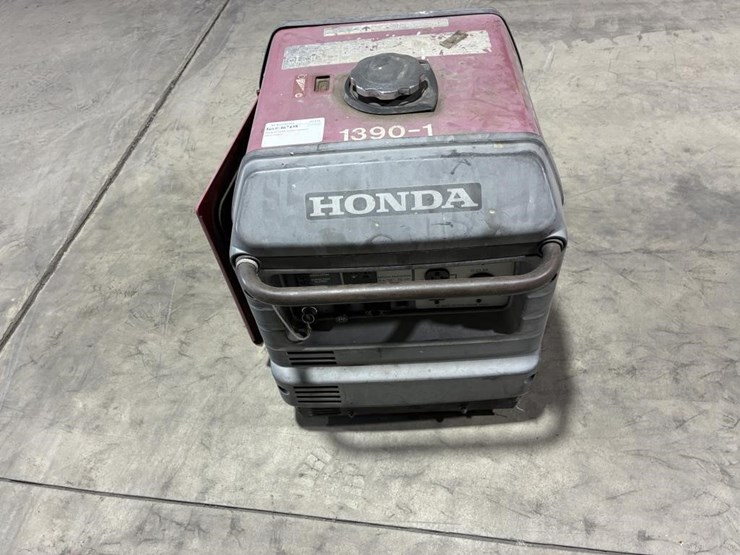 honda-eu3000is-image-5