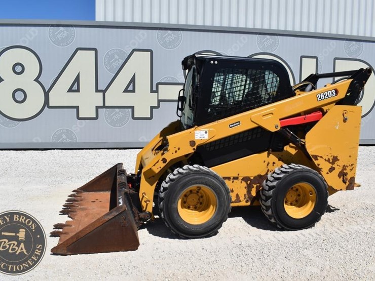 2021-caterpillar-262d3-image-12