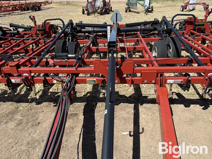 2016-case-ih-200-image-12