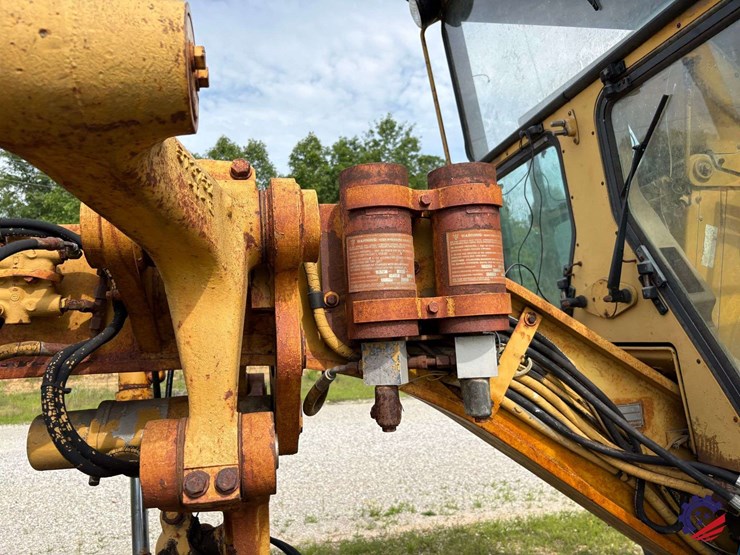 caterpillar-130g-image-43