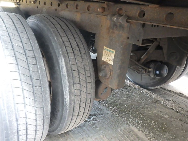 2005-utility-4000d-x-image-12