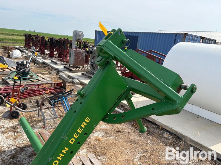 john-deere-115-image-11