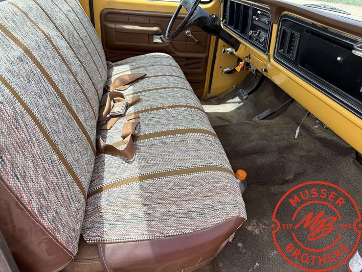 1974-ford-f250-image-13
