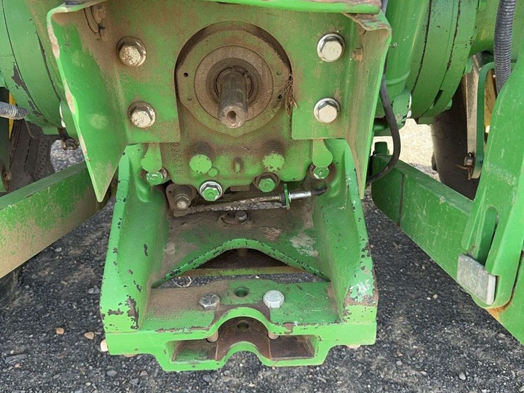 2012-john-deere-5100m-image-15