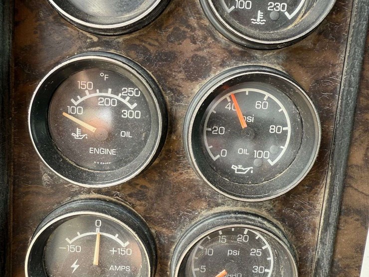 1995-kenworth-t800-image-31