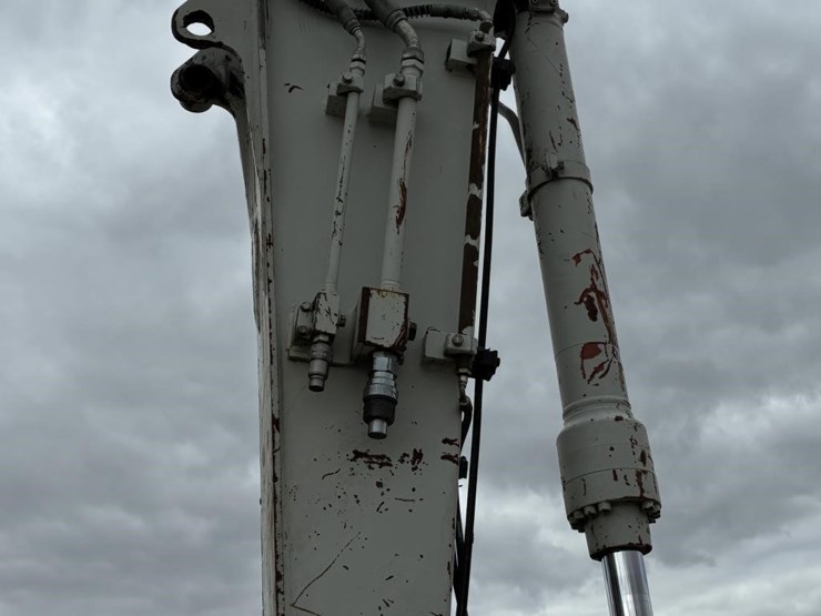 2018-takeuchi-tb2150-image-11