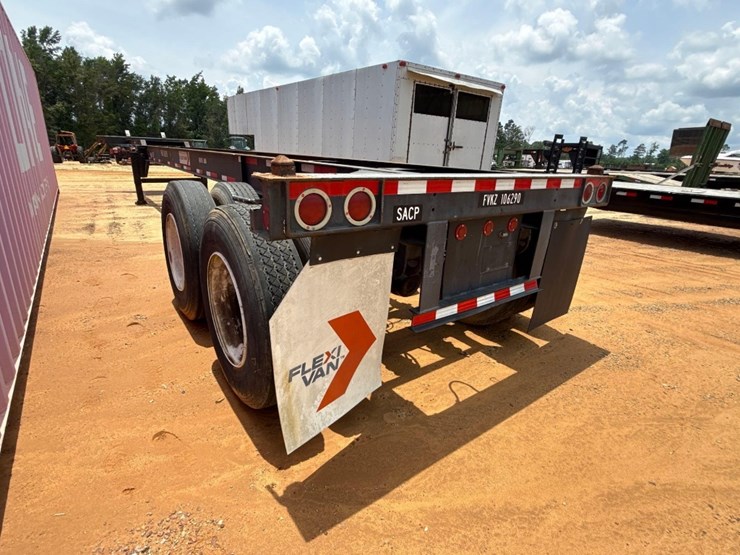 2000-hyundai-container-chassis-image-3